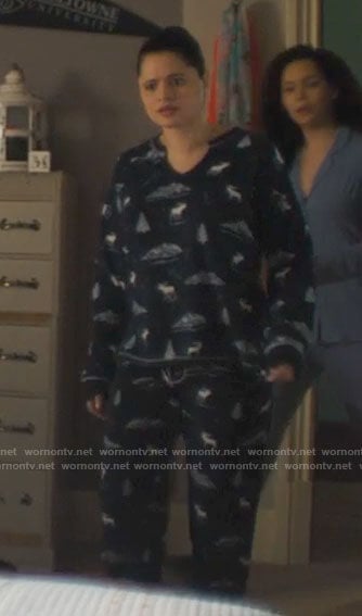 Mel's blue moose and mountain print pajamas on Charmed