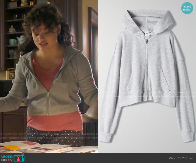 Aritzia Tna Manresa Thermal Zip Up worn by Maggie Vera (Sarah Jeffery) on Charmed