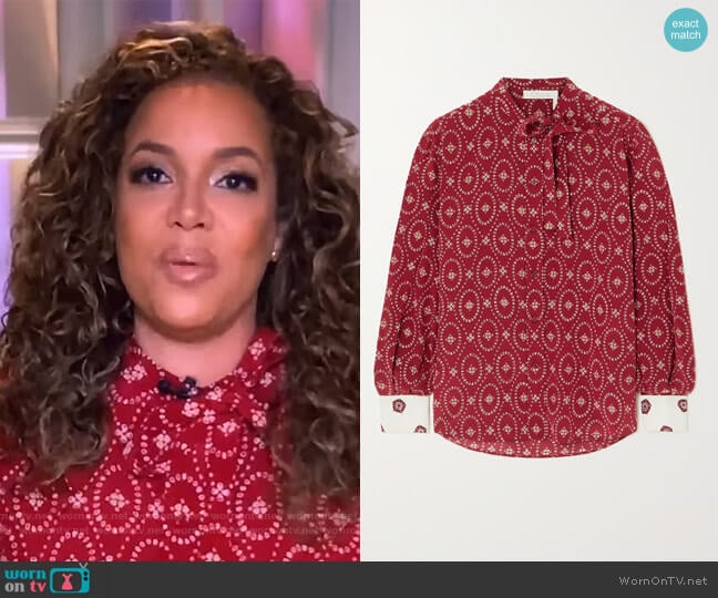Tie-detailed printed silk blouse by Chloe worn by Sunny Hostin  on The View