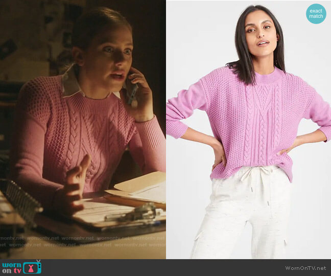 Chunky Cable Crew-neck Sweater by Banana Republic worn by Betty Cooper (Lili Reinhart) on Riverdale