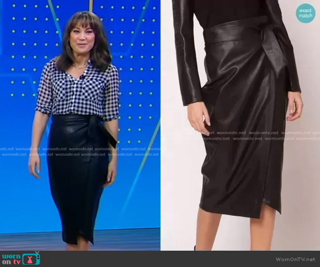 WornOnTV: Ginger’s gingham check blouse and leather skirt on Good ...