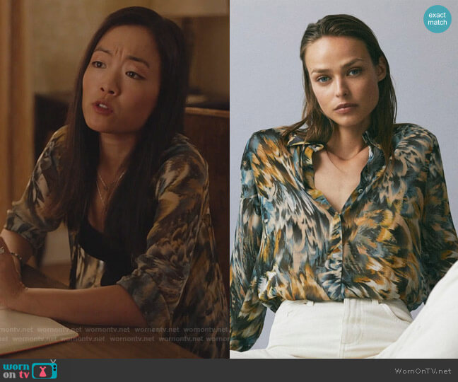 Printed Shirt by  Massimo Dutti worn by Janet (Andrea Bang) on Kims Convenience