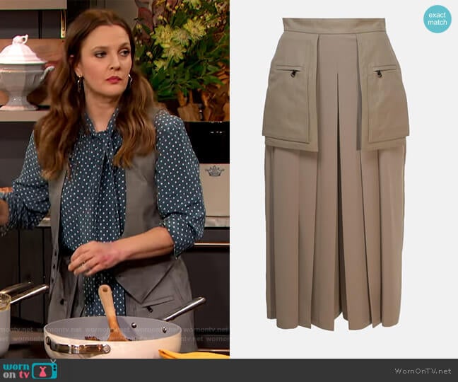 Gray Fox Culottes by Max Mara worn by Drew Barrymore on The Drew Barrymore Show