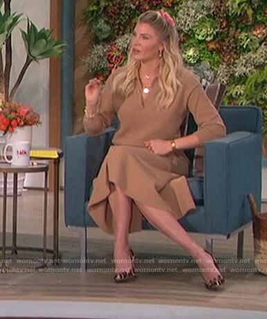 Amanda's brown sweater and skirt on The Talk