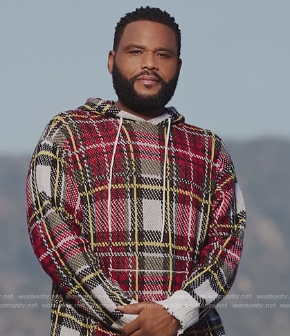 Andre's red plaid hoodie on Black-ish