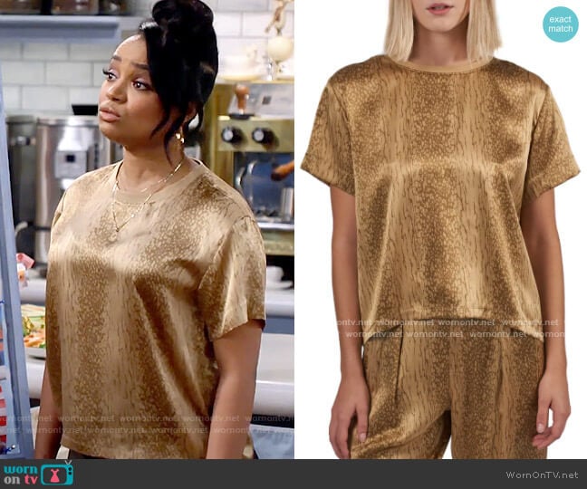 ATM Anthony Thomas Melillo Boxy Silk Charmeuse T-Shirt worn by Randi (Kyla Pratt) on Call Me Kat