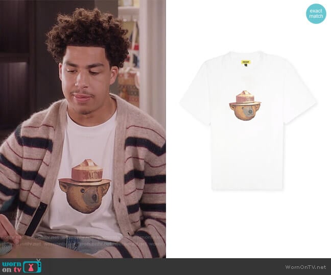 General T-shirt by Chinatown Market worn by Andre Johnson Jr (Marcus Scribner) on Black-ish