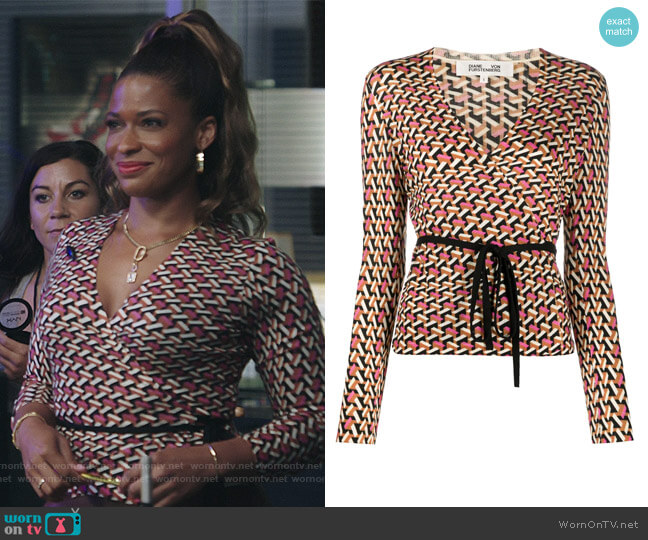 WornOnTV: Mika’s geometric print wrap top on Kenan | Kimrie Lewis ...