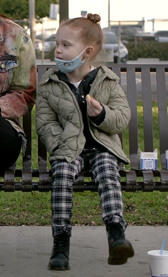 Franny's plaid pants on Shameless