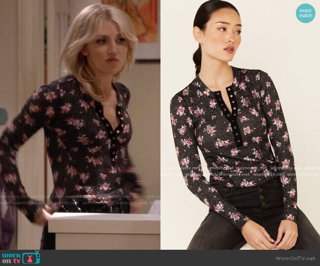 Free People One of the Girls Printed Thermal worn by Gina Dabrowski (Annaleigh Ashford) on B Positive