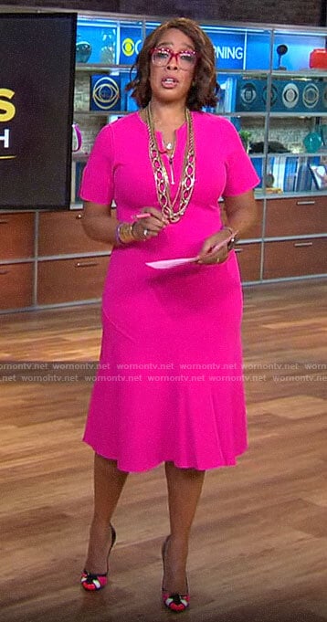 Gayle King’s pink short sleeve zip front dress on CBS Mornings