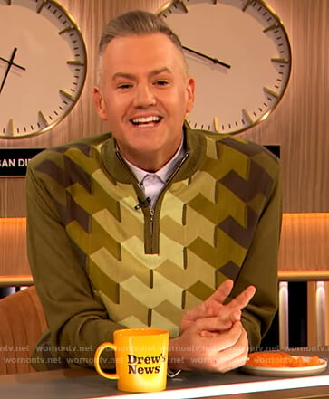 Ross Mathew’s green patterned sweater on The Drew Barrymore Show