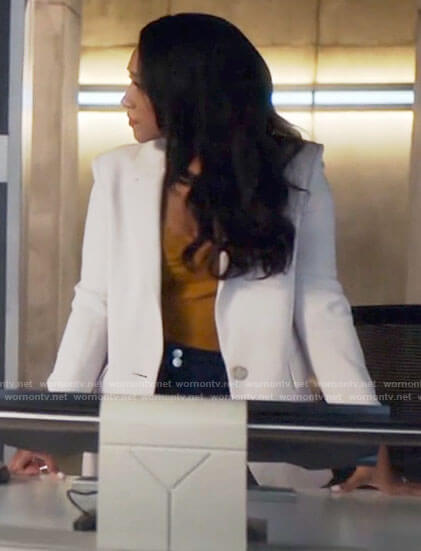 Iris's white blazer on The Flash