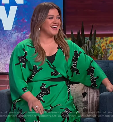 Kelly’s green panther print wrap dress on The Kelly Clarkson Show