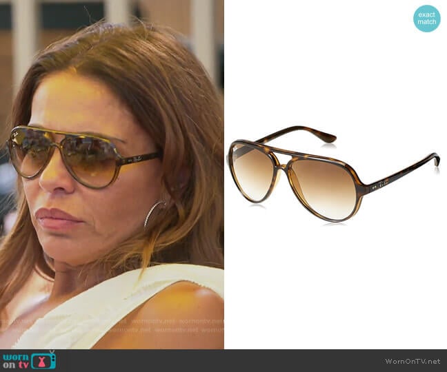 Pilot Aviator Sunglasses by Ray Ban worn by Dolores Catania on The Real Housewives of New Jersey