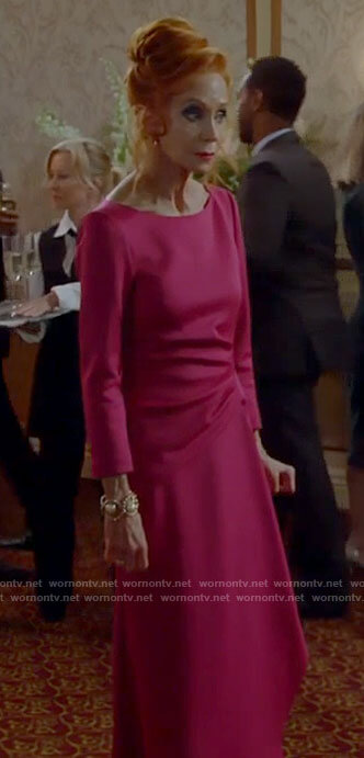 Sheila's pink dress on Call Me Kat