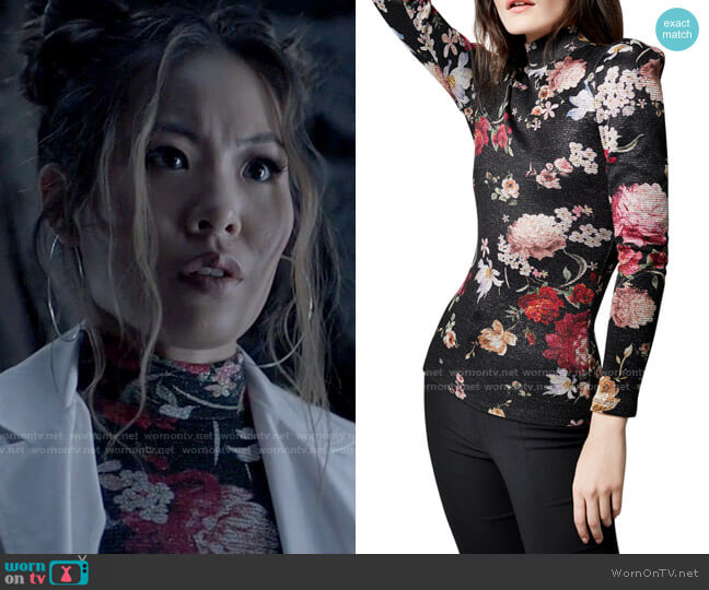 Smythe Box Pleat Knit Floral Top worn by Mary Hamilton (Nicole Kang) on Batwoman