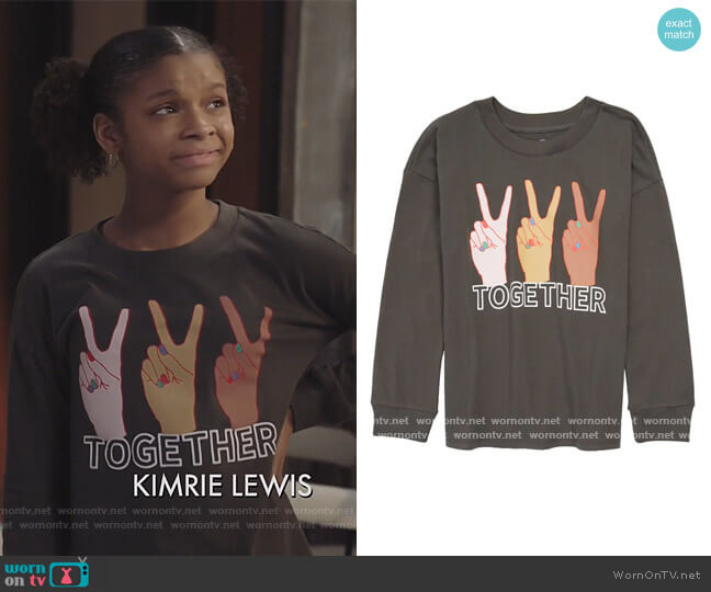 Kids' Graphic Tee by Treasure & Bond worn by Aubrey Williams (Dani Lane) on Kenan