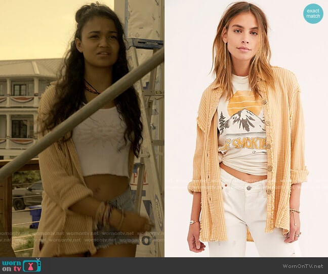 Free People We The Free Swept Away Buttondown Top worn by Kiara Carrera (Madison Bailey) on Outer Banks