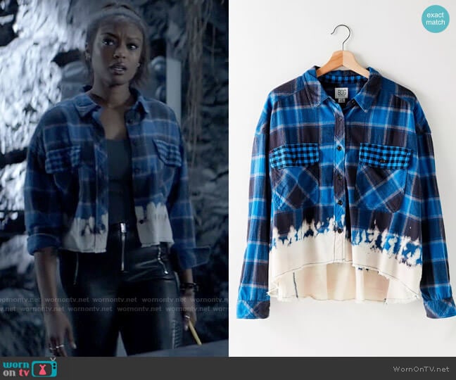 BDG Rayne Flannel Boxy Cropped Button-Down Shirt worn by Ryan Wilder (Javicia Leslie) on Batwoman