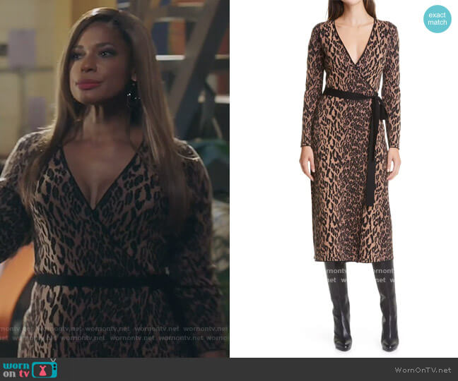 WornOnTV: Mika’s leopard print wrap dress on Kenan | Kimrie Lewis ...