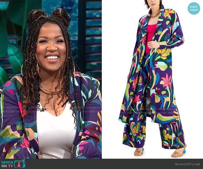 Printed Duster Jacket by INC International Concepts worn by Kym Whitley on E! News