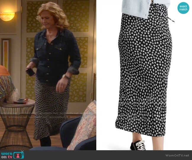 Madewell Woodcut Flowers Drawstring Midi Slip Skirt worn by Vanessa Baxter (Nancy Travis) on Last Man Standing