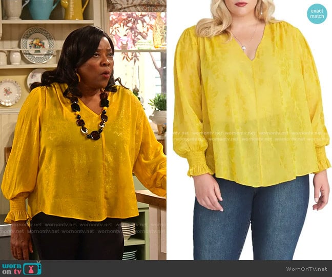 Lulu Smocked Cuff Blouse by RACHEL Rachel Roy worn by MDear (Loretta Devine) on Family Reunion