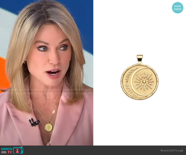 Pendant Coin Mi Alzo Ancora by Jane Win worn by Amy Robach on Good Morning America