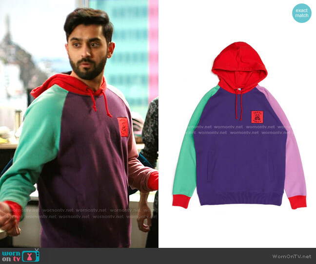 Color Block Hoodie by Teddy Fresh worn by Kapil Talwalkar on Zoeys Extraordinary Playlist