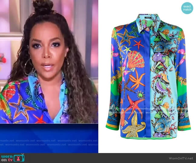 Shell-print long-sleeve shirt by Versace worn by Sunny Hostin on The View