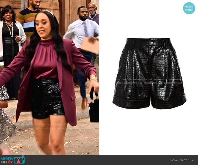 Conry Vegan Leather Pleat Cuff Shorts by Alice + Olivia worn by Cocoa McKellan (Tia Mowry-Hardrict) on Family Reunion