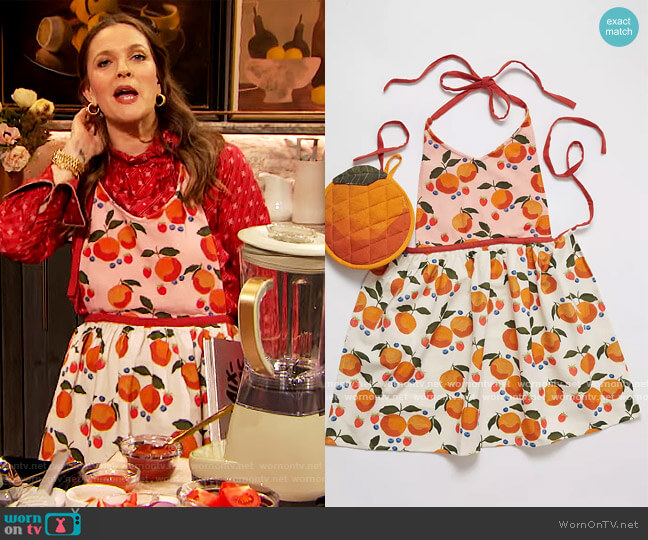 Casa Fruita Pot Holder & Apron Set by Anthropologie worn by Drew Barrymore on The Drew Barrymore Show