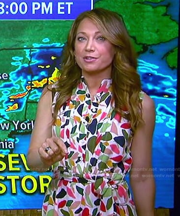 Ginger’s printed pleated sleeveless dress on Good Morning America