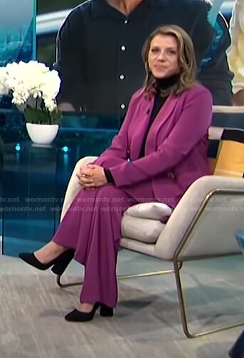 Jodie Sweetin’s purple double breasted blazer and pants on E! News Daily Pop