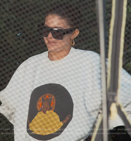 Kylie’s white printed sweatshirt on Keeping Up with the Kardashians