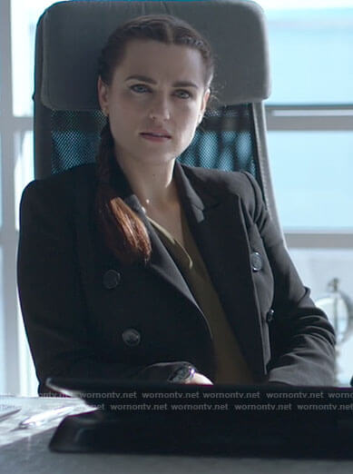 Lena’s black double breasted blazer on Supergirl