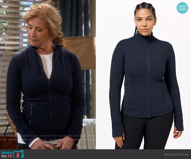 Lululemon Define Jacket in True Navy worn by Vanessa Baxter (Nancy Travis) on Last Man Standing