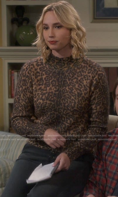 Mandy's leopard print sweater on Last Man Standing