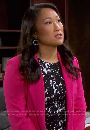 Melinda's black and white printed dress and pink blazer on Days of our Lives