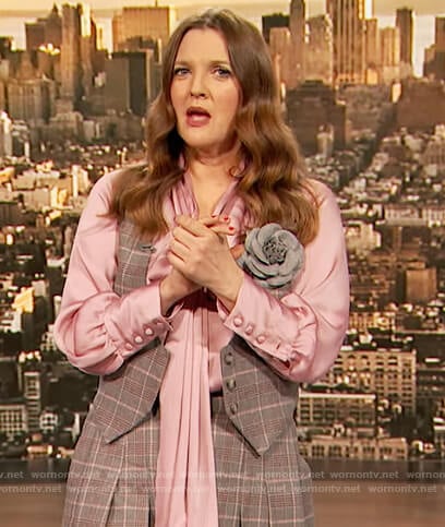 Drew’s pink tie neck blouse on The Drew Barrymore Show