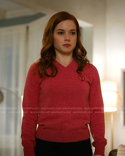 Zoey's pink heart patch v-neck sweater on Zoeys Extraordinary Playlist