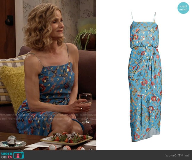 Jean’s blue floral dress on Call Your Mother