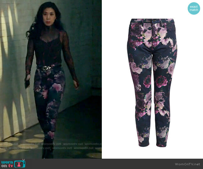 7 For all Mankind Moody Floral Skinny Jeans worn by Melody Bayani (Liza Lapira) on The Equalizer