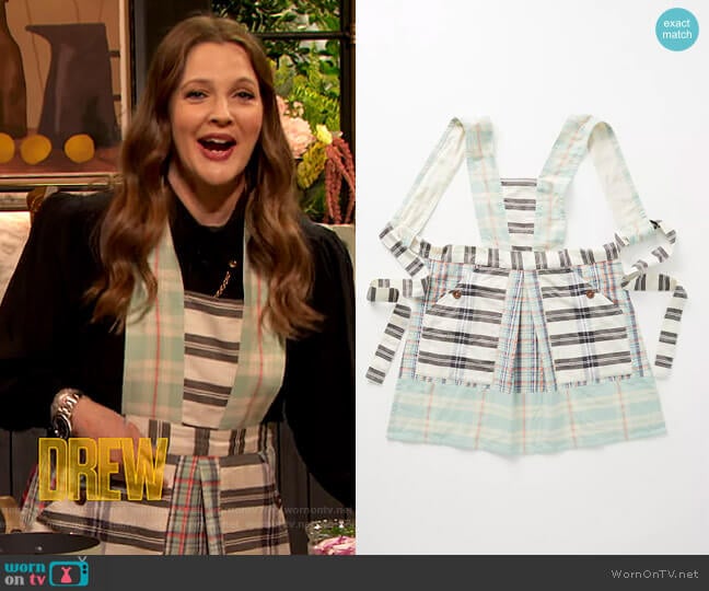 Kelby Mixed Plaid Apron by Anthropologie worn by Drew Barrymore on The Drew Barrymore Show