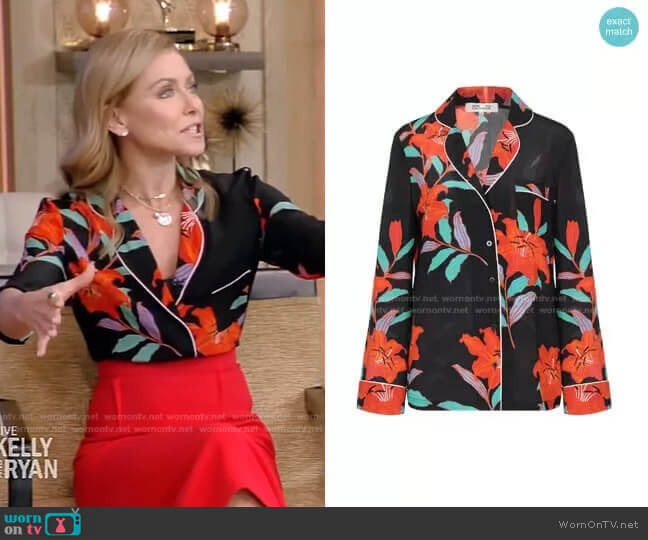Floral Pajama Shirt by Diane von Furstenberg worn by Kelly Ripa on Live with Kelly and Ryan