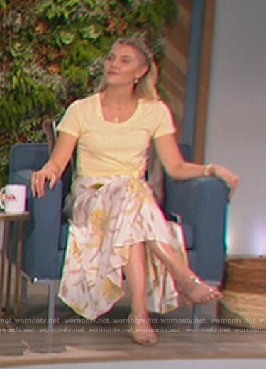 Amanda’s yellow tee and floral skirt on The Talk