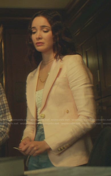 Bess's pink blazer on Nancy Drew