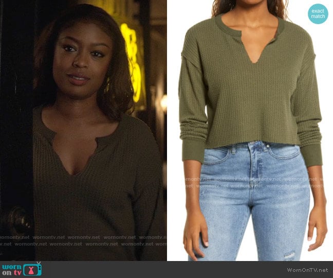 WornOnTV: Ryan’s green waffle knit split-neck top on Batwoman | Javicia ...