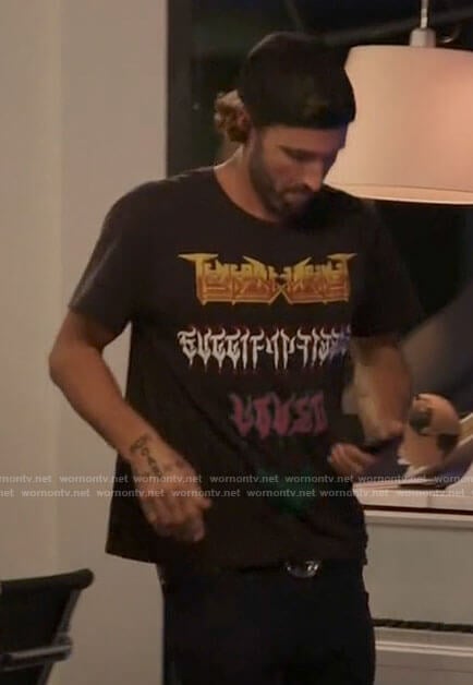 Brody’s black graphic tee on The Hills New Beginnings